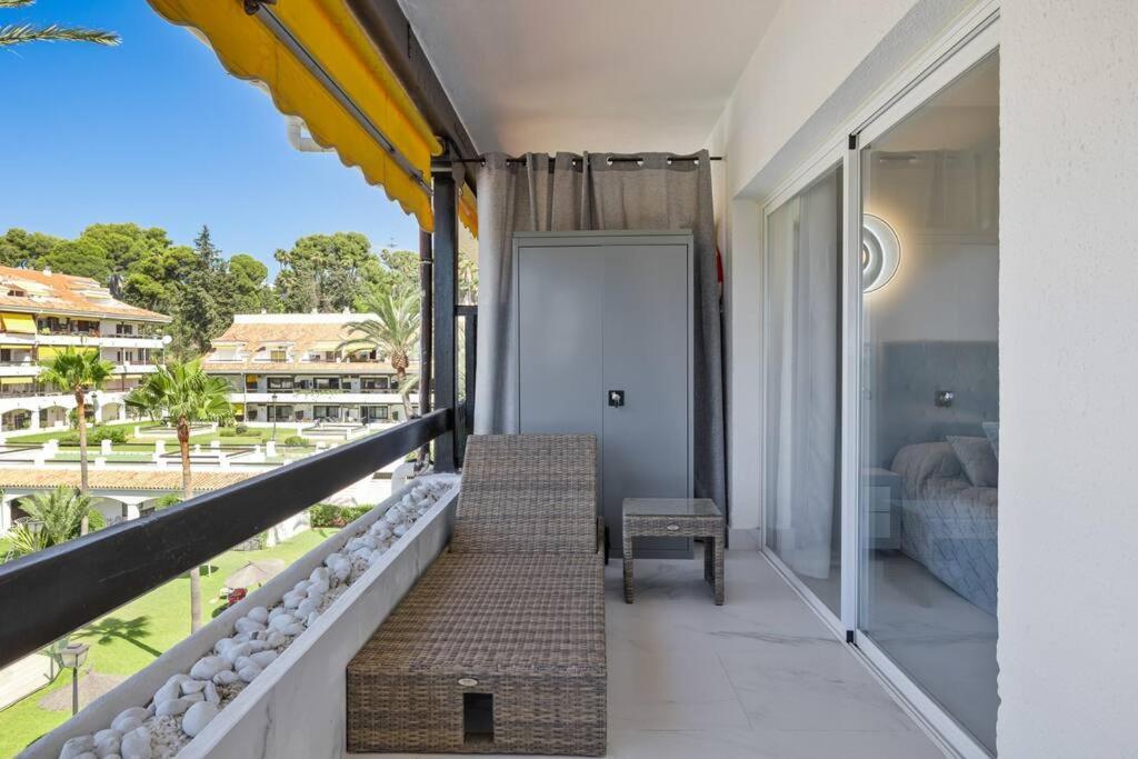 Fabulous 1 Bedroom Flat With Pool At The Golden Mile